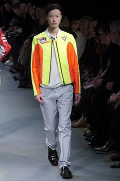 Y\'s by Yohji Yamamoto fashion show for Autumn/Winter 2004