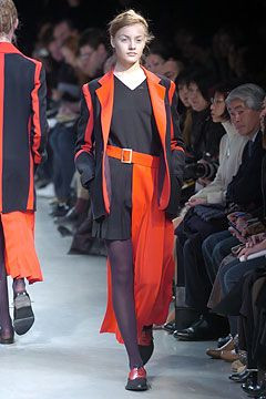 Y\'s by Yohji Yamamoto fashion show for Autumn/Winter 2004