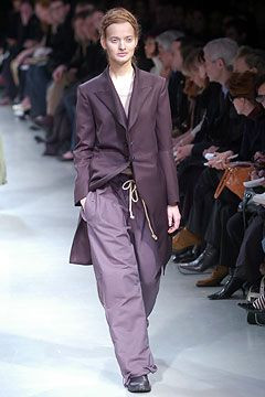 Y\'s by Yohji Yamamoto fashion show for Autumn/Winter 2004