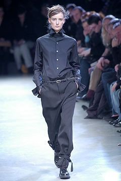 Y\'s by Yohji Yamamoto fashion show for Autumn/Winter 2004