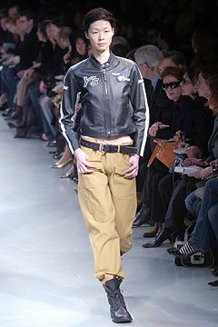 Y\'s by Yohji Yamamoto fashion show for Autumn/Winter 2004
