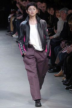Y\'s by Yohji Yamamoto fashion show for Autumn/Winter 2004