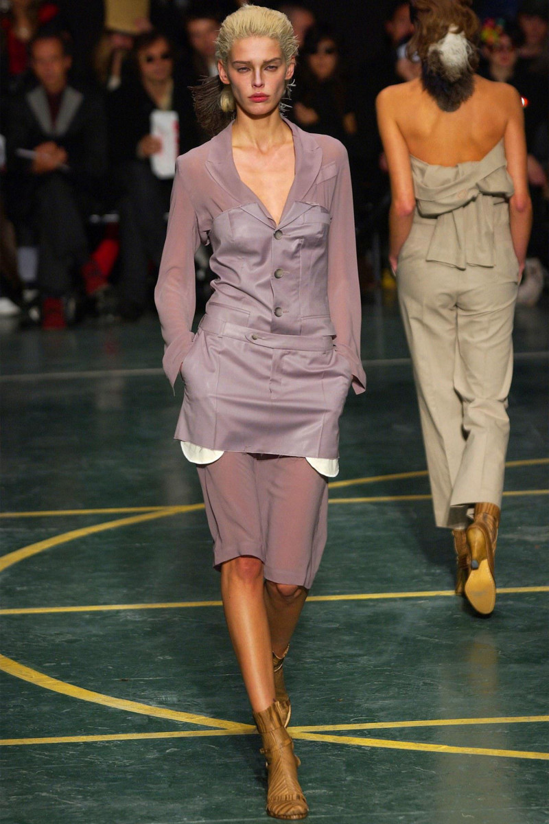 A.F. Vandevorst fashion show for Spring/Summer 2004