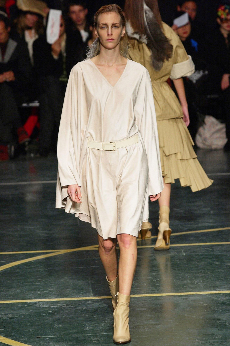 A.F. Vandevorst fashion show for Spring/Summer 2004