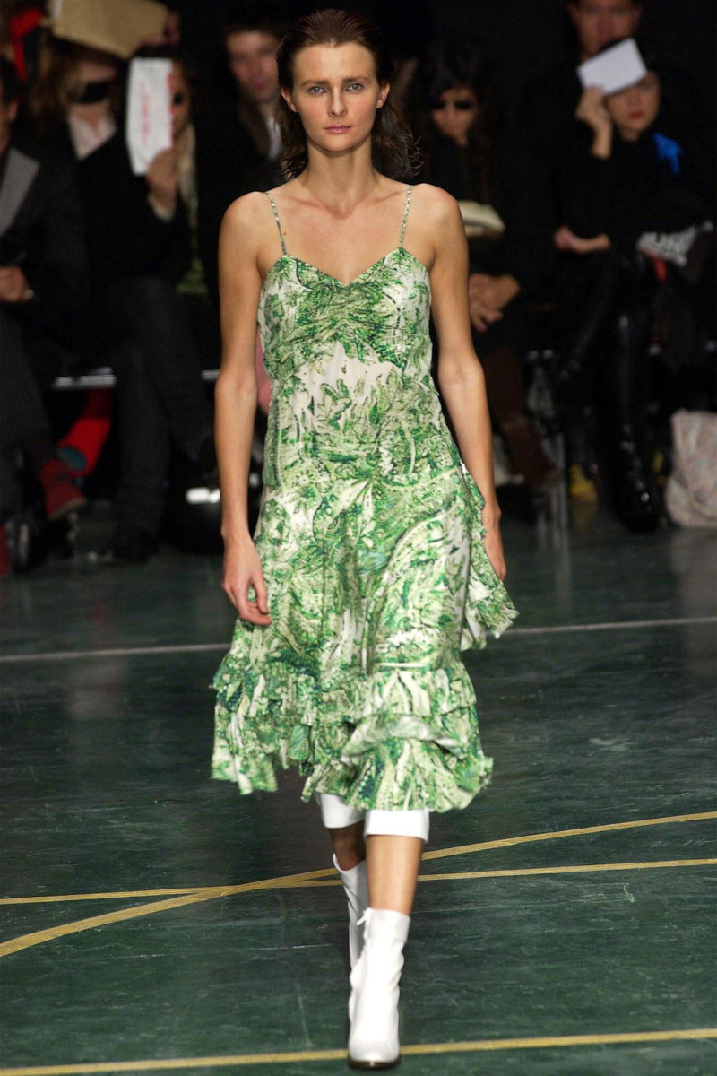 A.F. Vandevorst fashion show for Spring/Summer 2004