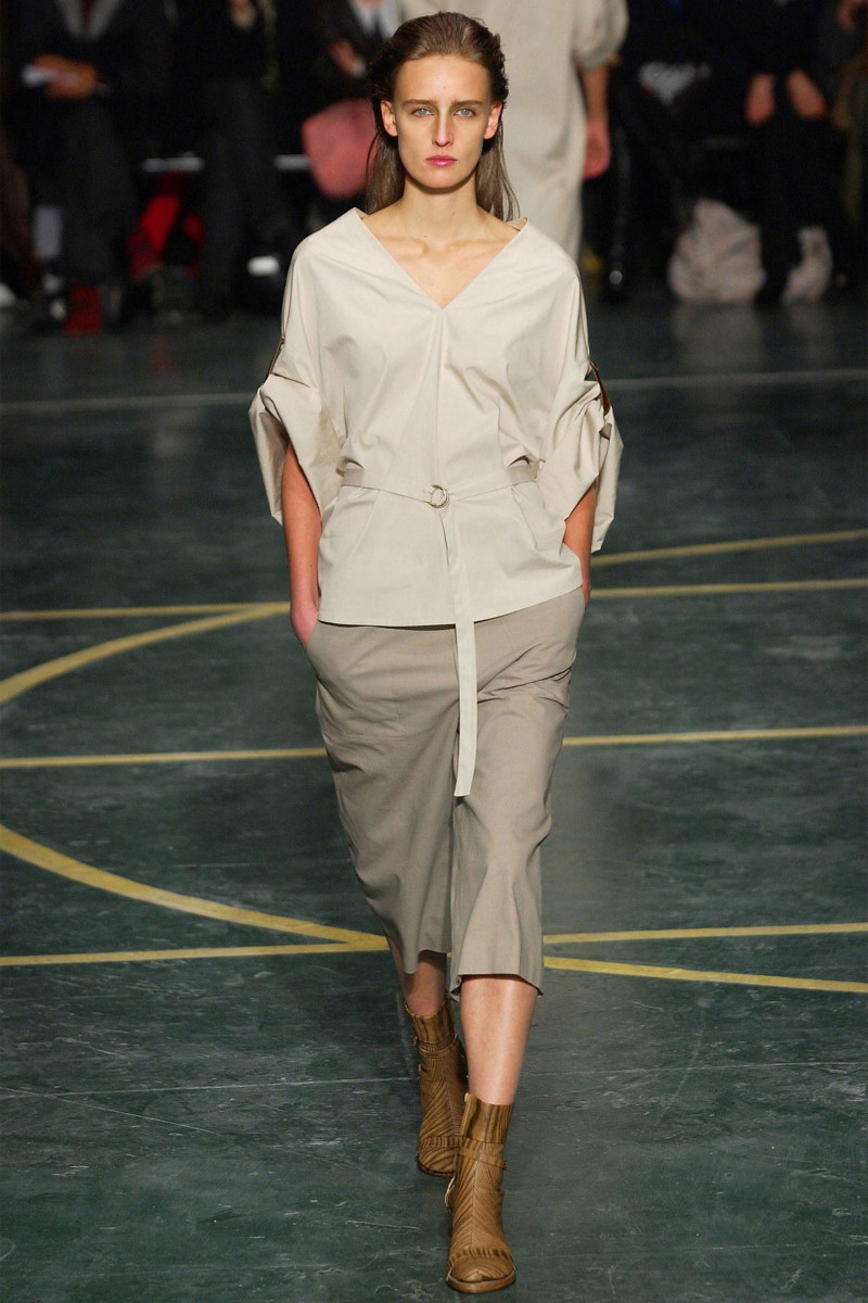A.F. Vandevorst fashion show for Spring/Summer 2004