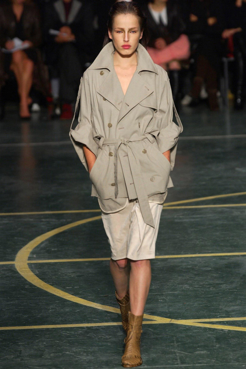A.F. Vandevorst fashion show for Spring/Summer 2004