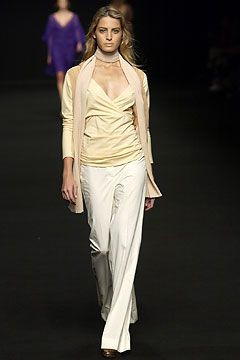 Alessandro Dell\'Acqua fashion show for Spring/Summer 2004