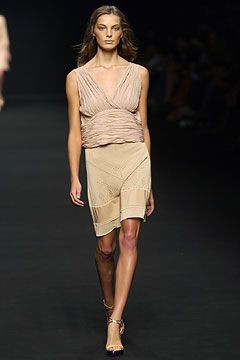 Alessandro Dell\'Acqua fashion show for Spring/Summer 2004