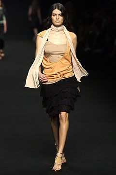 Alessandro Dell\'Acqua fashion show for Spring/Summer 2004