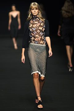 Alessandro Dell\'Acqua fashion show for Spring/Summer 2004