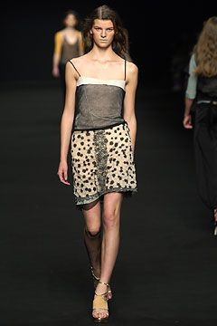Alessandro Dell\'Acqua fashion show for Spring/Summer 2004