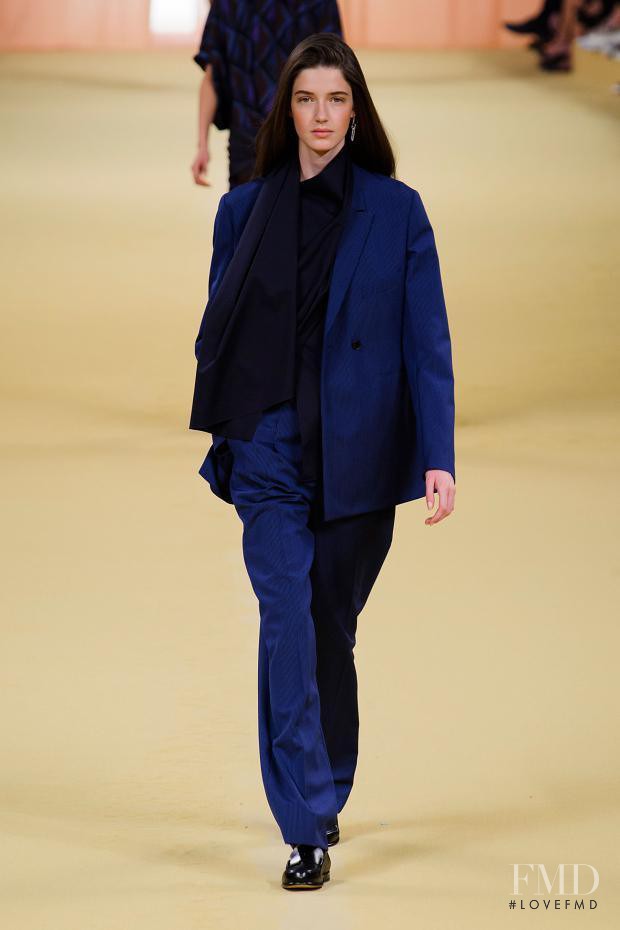 Josephine van Delden featured in  the Hermès fashion show for Spring/Summer 2015
