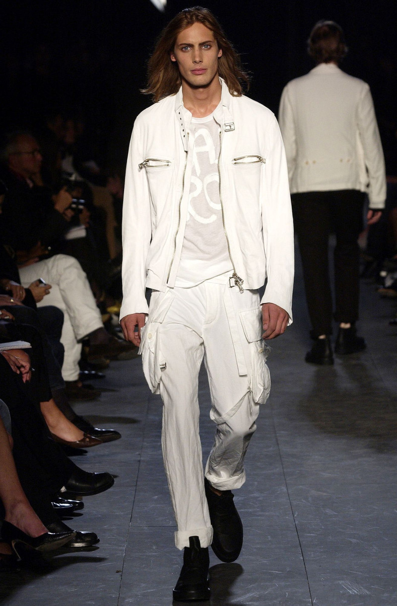 Ann Demeulemeester fashion show for Spring/Summer 2004