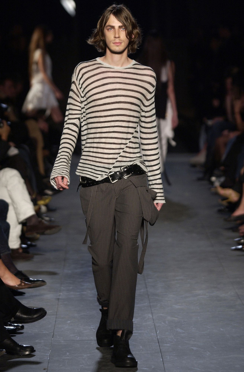 Ann Demeulemeester fashion show for Spring/Summer 2004
