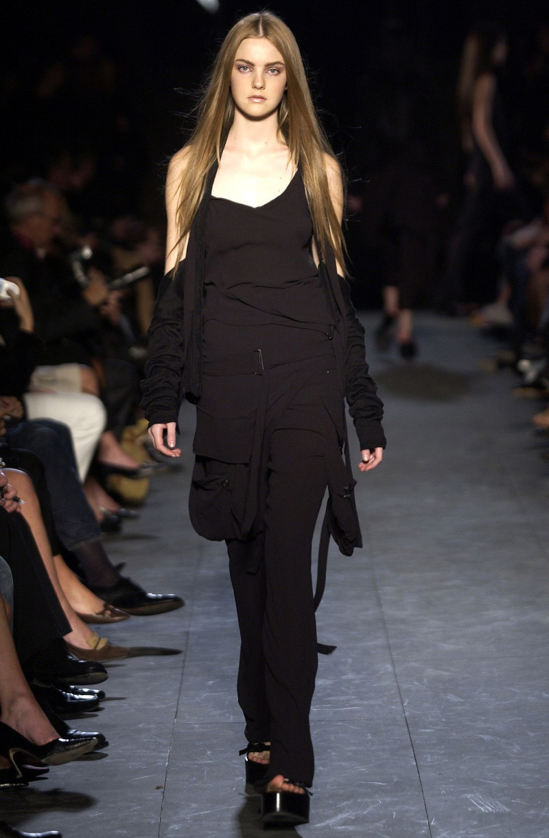 Ann Demeulemeester fashion show for Spring/Summer 2004
