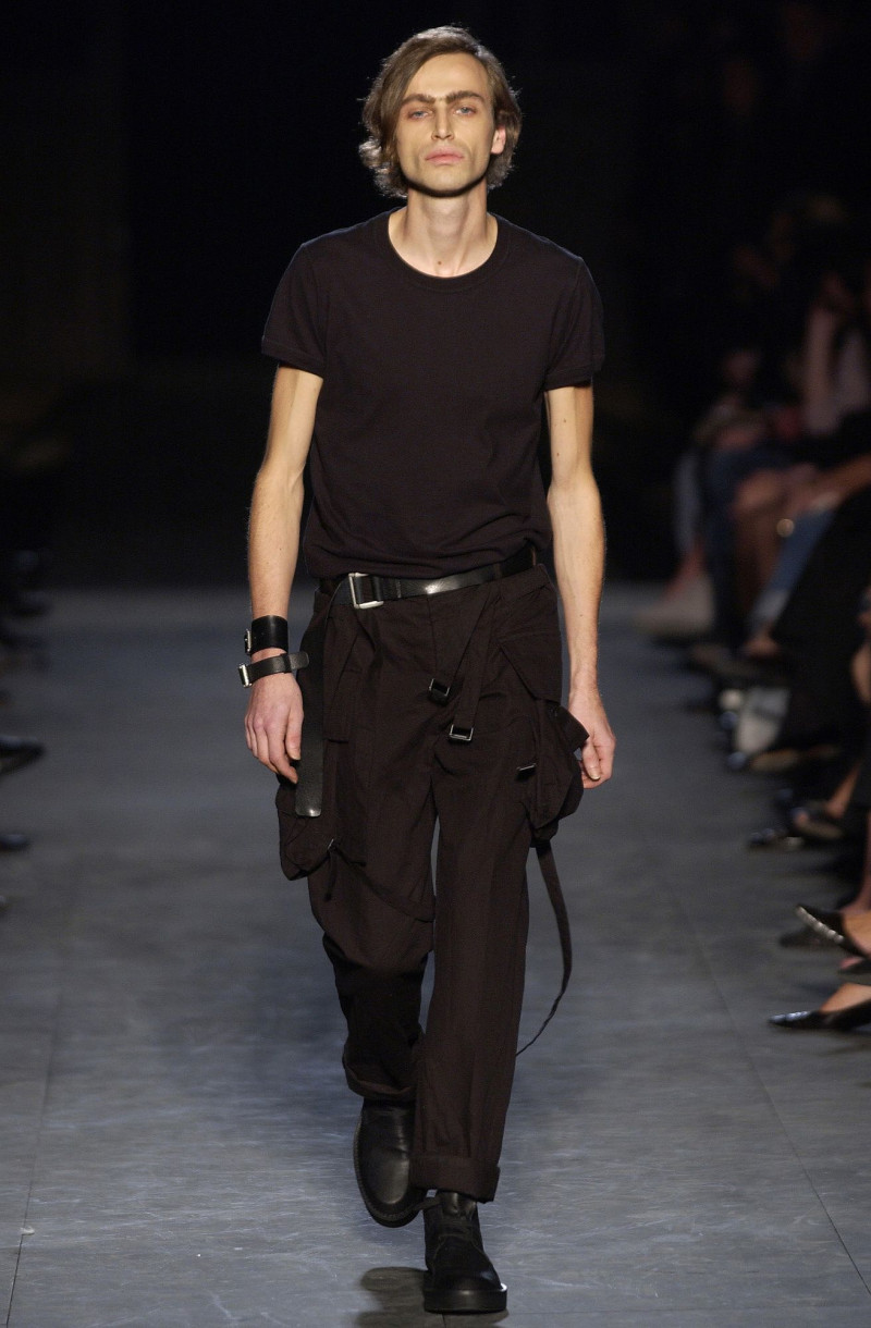 Ann Demeulemeester fashion show for Spring/Summer 2004