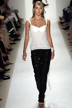 Badgley Mischka fashion show for Spring/Summer 2004