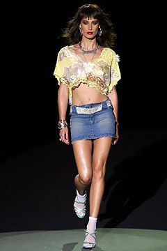 Betsey Johnson fashion show for Spring/Summer 2004