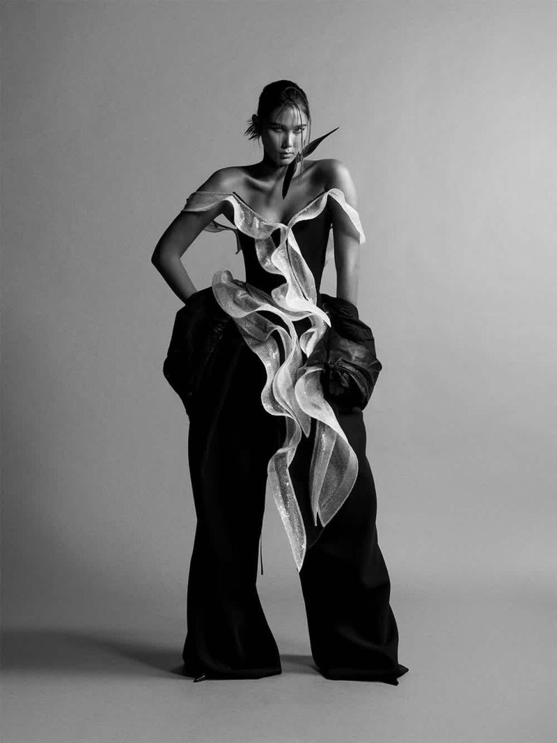 Ayuol Manyok featured in  the Toni Maticevski advertisement for Pre-Fall 2025