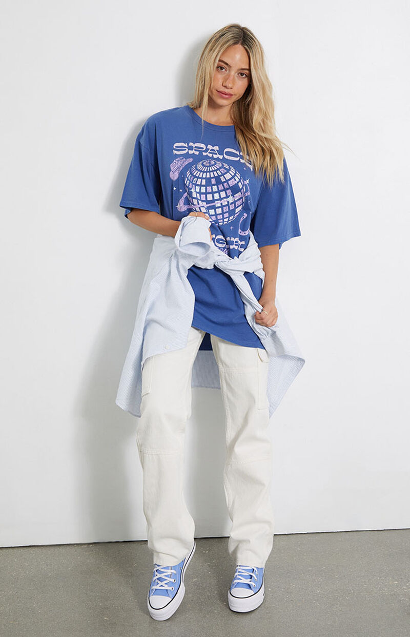 Ella Ayalon featured in  the PacSun catalogue for Spring/Summer 2023