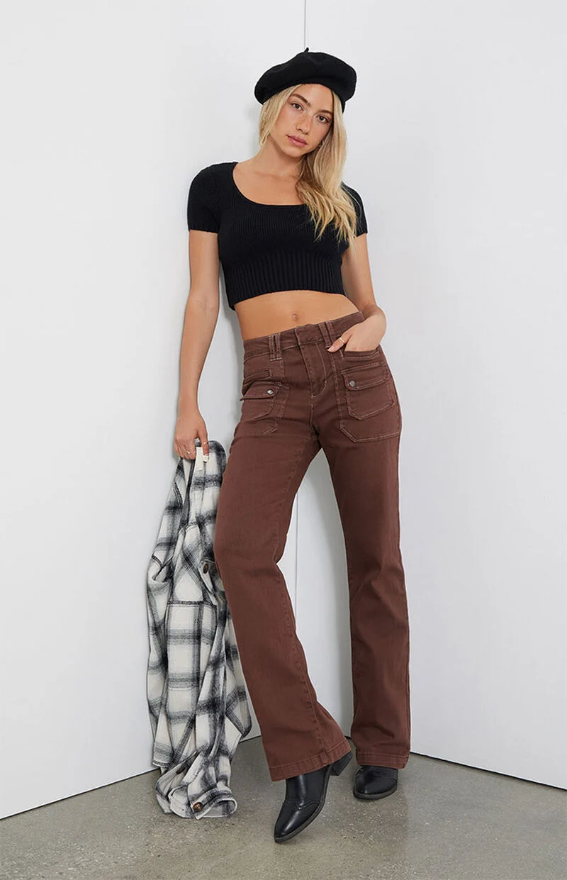 Ella Ayalon featured in  the PacSun catalogue for Spring/Summer 2023