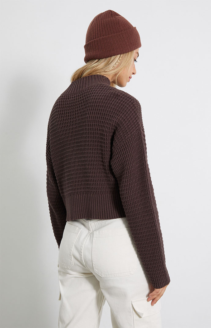 Ella Ayalon featured in  the PacSun catalogue for Winter 2022