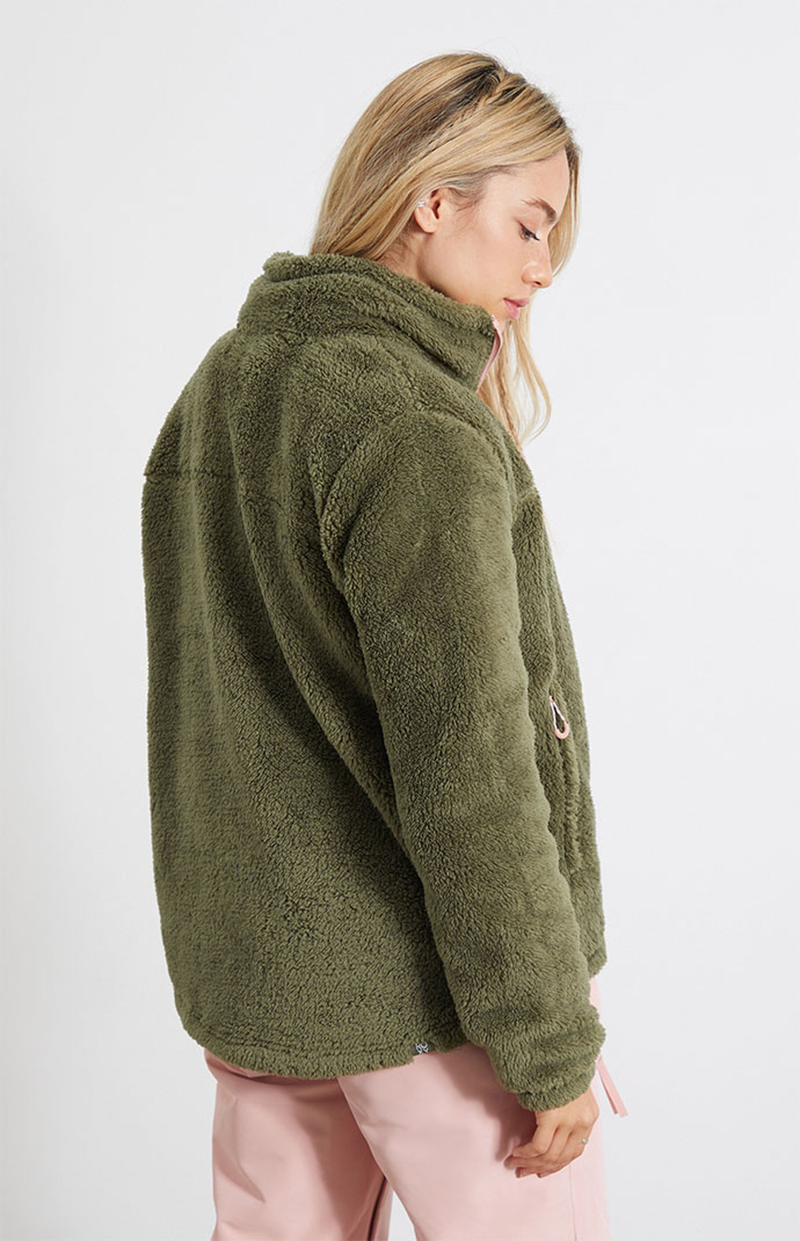 Ella Ayalon featured in  the PacSun catalogue for Winter 2022