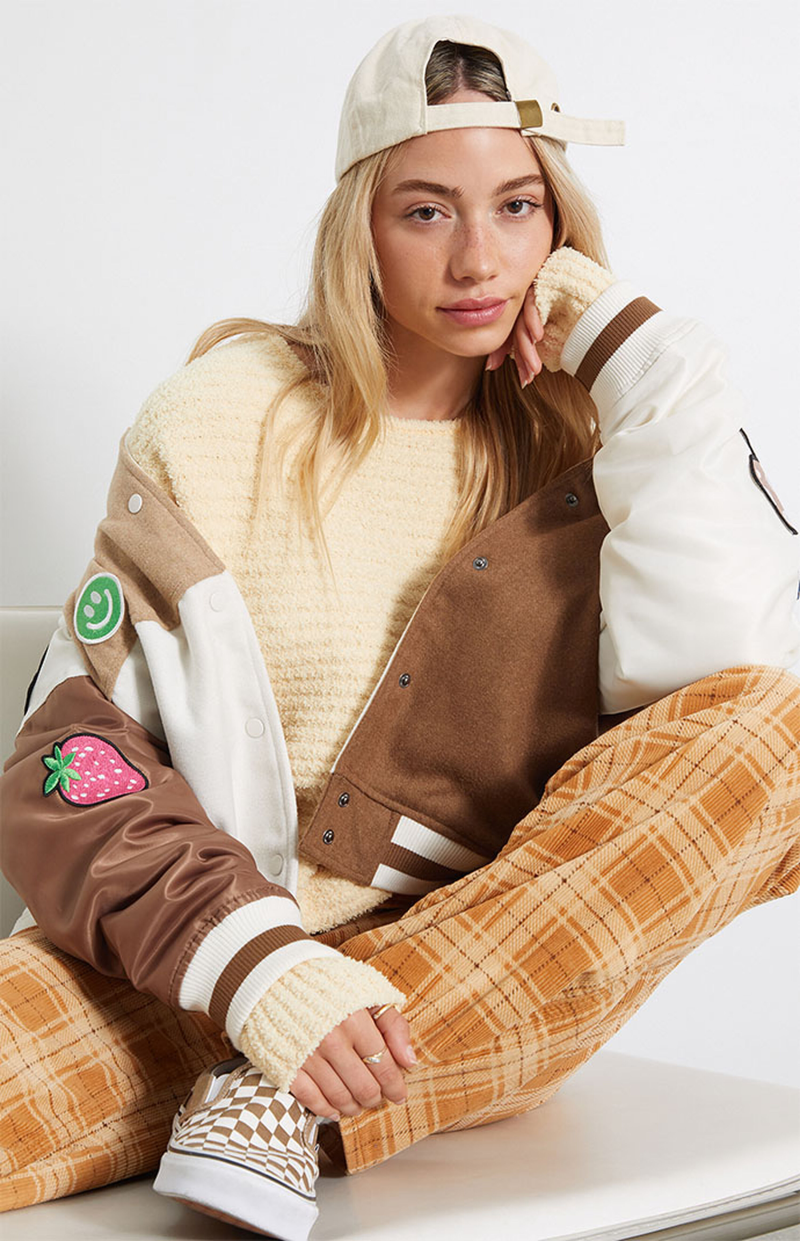 Ella Ayalon featured in  the PacSun catalogue for Winter 2022