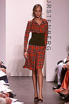 Diane Von Furstenberg fashion show for Autumn/Winter 2001
