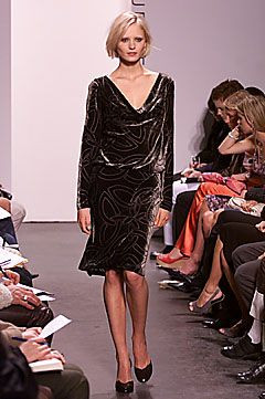 Diane Von Furstenberg fashion show for Autumn/Winter 2001