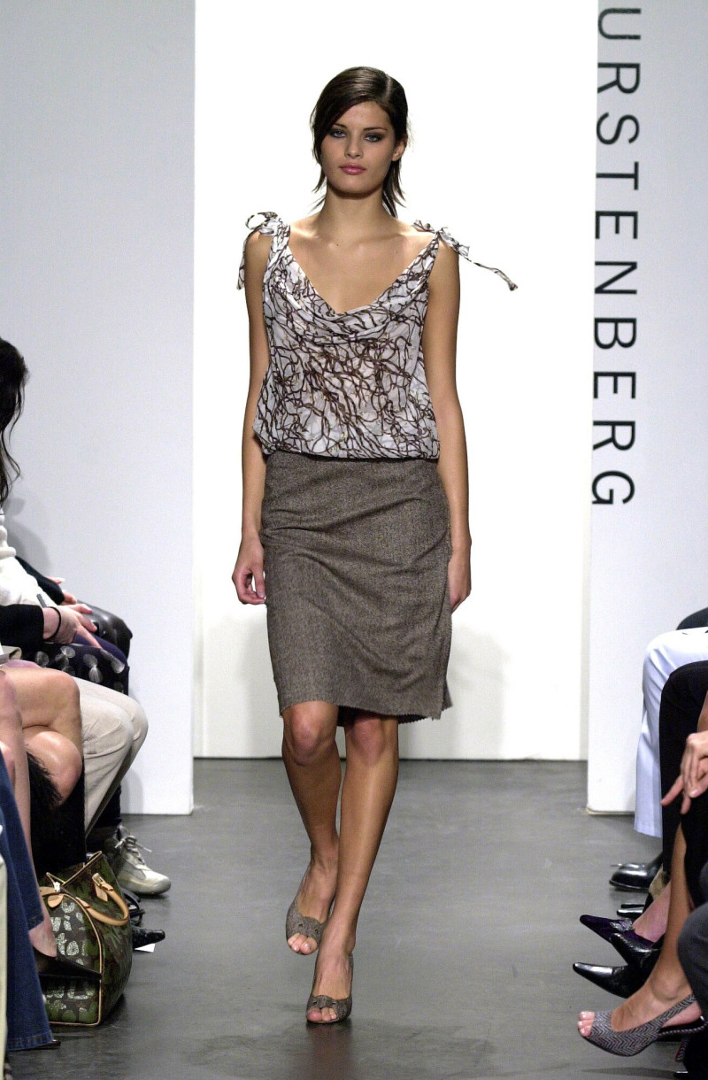 Isabeli Fontana featured in  the Diane Von Furstenberg fashion show for Autumn/Winter 2001