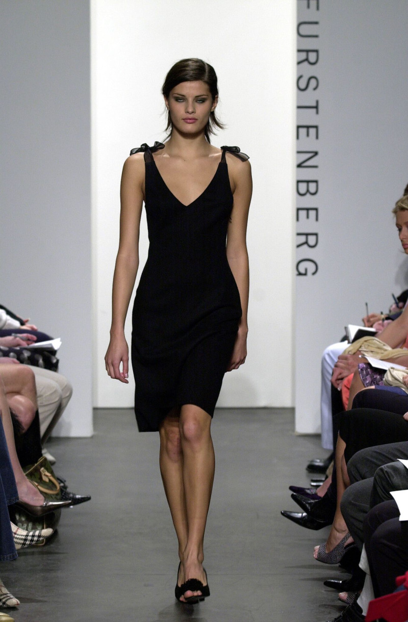 Isabeli Fontana featured in  the Diane Von Furstenberg fashion show for Autumn/Winter 2001