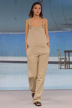 Hussein Chalayan fashion show for Spring/Summer 2004