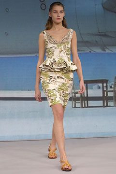 Hussein Chalayan fashion show for Spring/Summer 2004