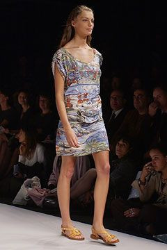 Hussein Chalayan fashion show for Spring/Summer 2004
