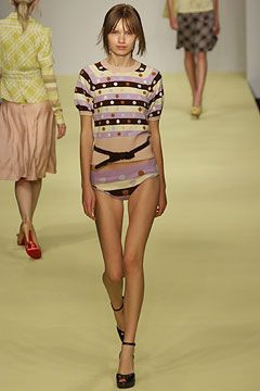 Clements Ribeiro fashion show for Spring/Summer 2004