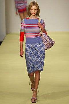 Clements Ribeiro fashion show for Spring/Summer 2004