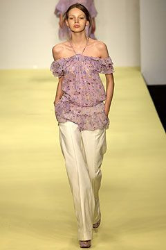 Clements Ribeiro fashion show for Spring/Summer 2004