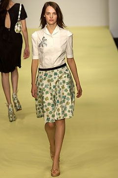 Clements Ribeiro fashion show for Spring/Summer 2004