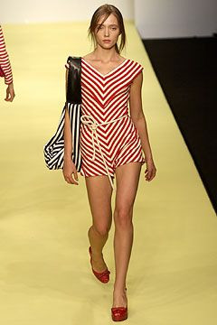 Clements Ribeiro fashion show for Spring/Summer 2004
