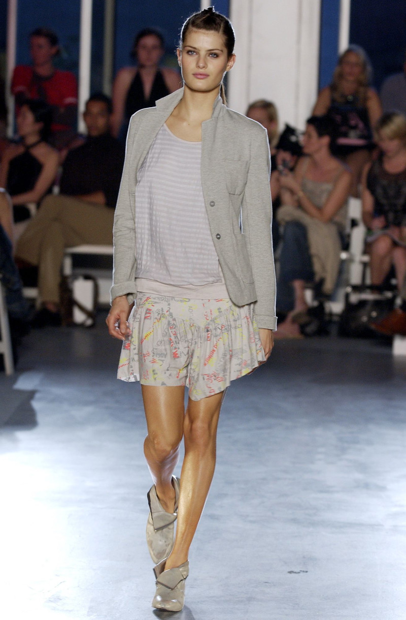 Daryl K / Kerrigan fashion show for Spring/Summer 2004
