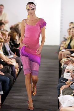 Diane Von Furstenberg fashion show for Spring/Summer 2004