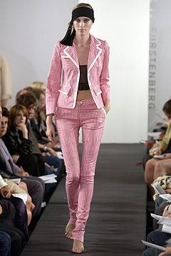 Diane Von Furstenberg fashion show for Spring/Summer 2004