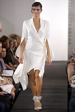 Diane Von Furstenberg fashion show for Spring/Summer 2004