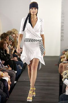 Diane Von Furstenberg fashion show for Spring/Summer 2004