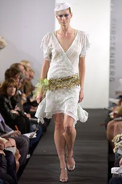Diane Von Furstenberg fashion show for Spring/Summer 2004