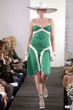 Diane Von Furstenberg fashion show for Spring/Summer 2004