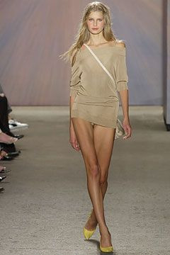 DKNY fashion show for Spring/Summer 2004