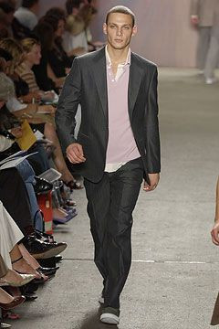 DKNY fashion show for Spring/Summer 2004